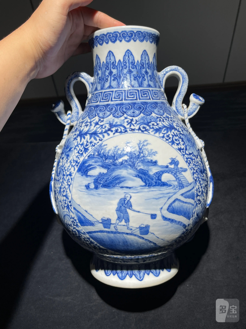 民国 青花缠枝莲开光耕织图双耳尊 - 图4